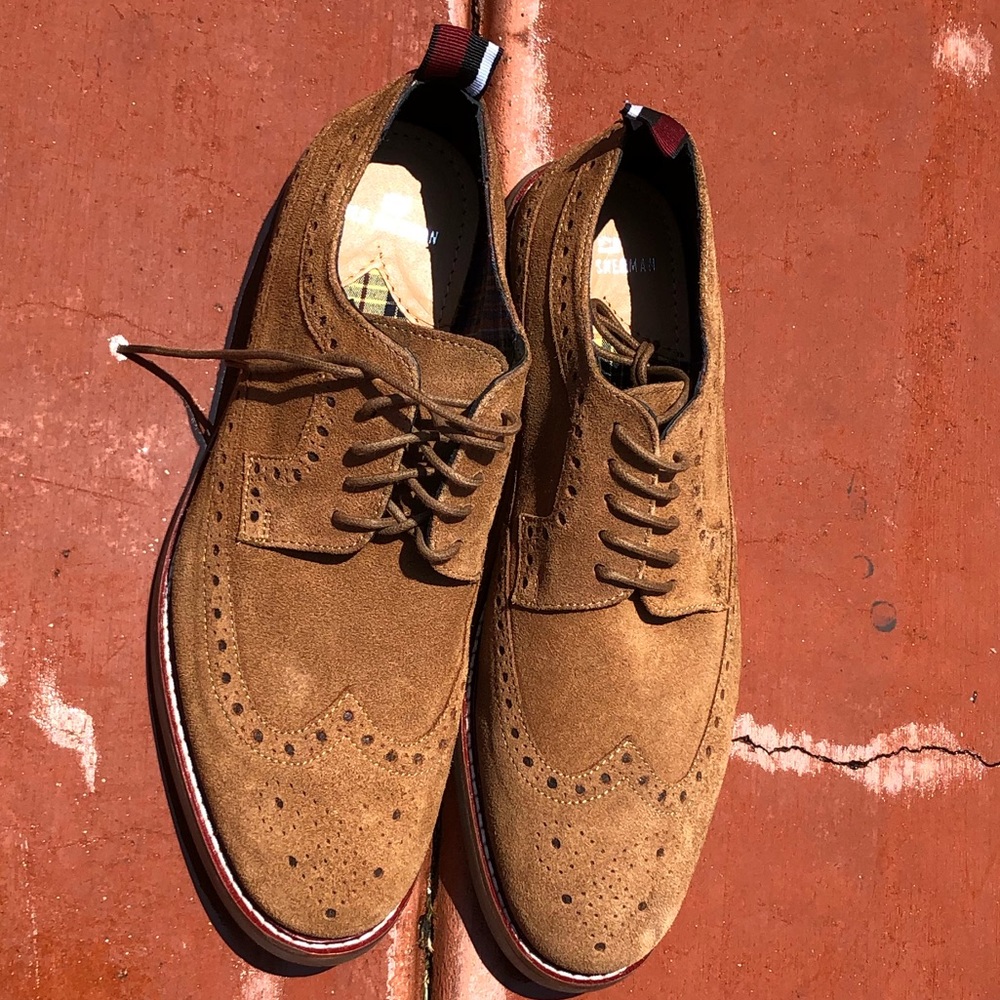 Amazing suede Ben Sherman WingTips